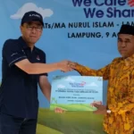 Pijarkan Kembali Semangat Belajar Anak-Anak Penyintas Tsunami Selat Sunda, KTB Bantu Perbaikan Sarana Pendidikan di Pesisir Lampung Selatan Melalui Program CSR “We Care, We Share” ke-14
