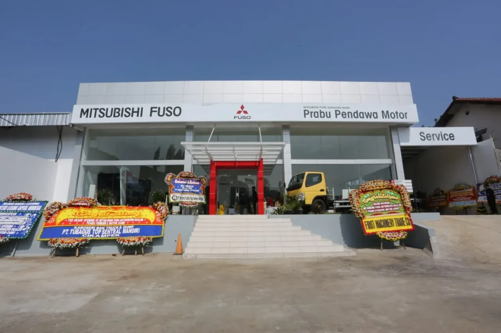 Hadirkan Kenyamanan untuk Konsumen FUSO Dirikan Dealer 3S Baru di Ciawi