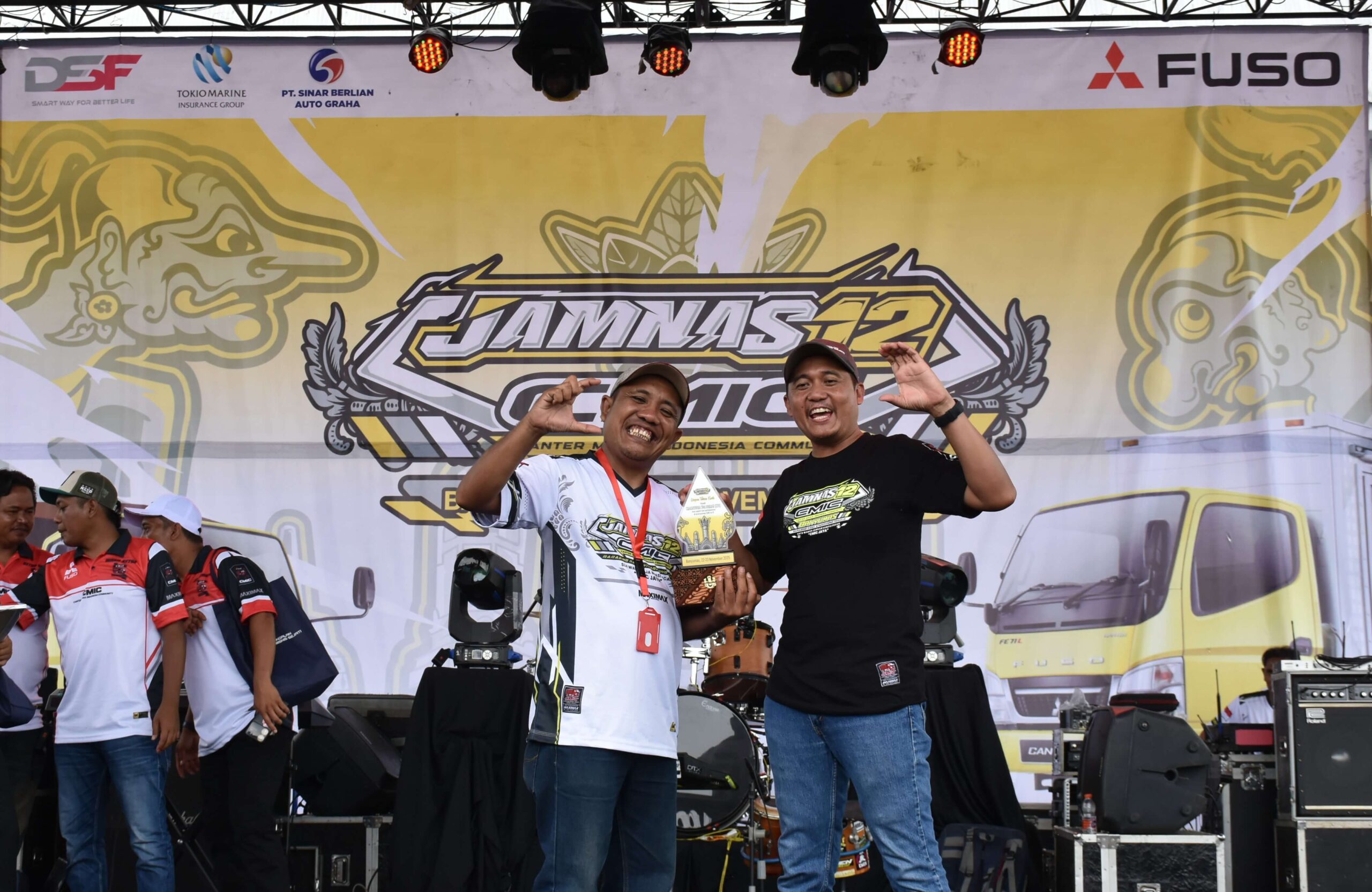 Mitsubishi Fuso Rayakan Anniversary 55